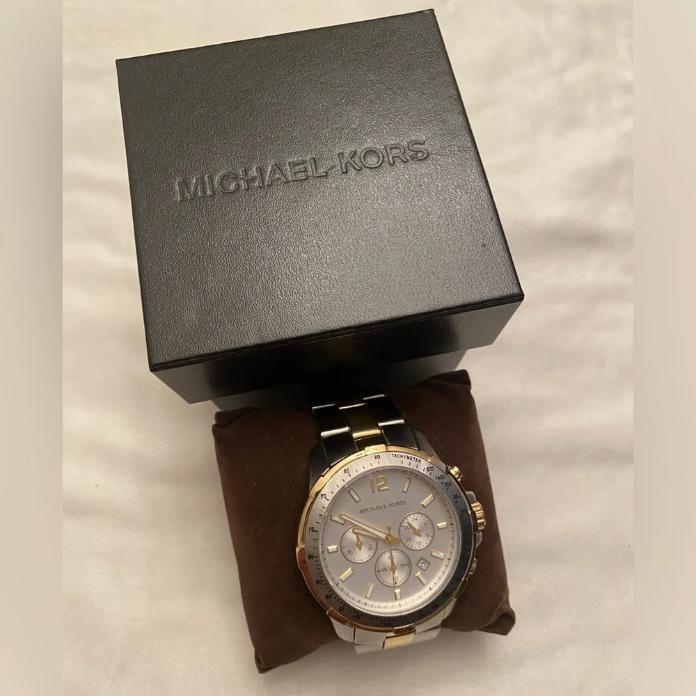 Michael Kors Watch - Picture 7 of 7
